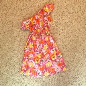 Spring summer one shoulder floral dress size 4